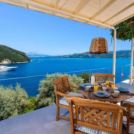 Villa Floisvos Desimi By *